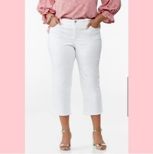 Cato Women's Cropped Frayed Hem Plus Size White Jeans 18W